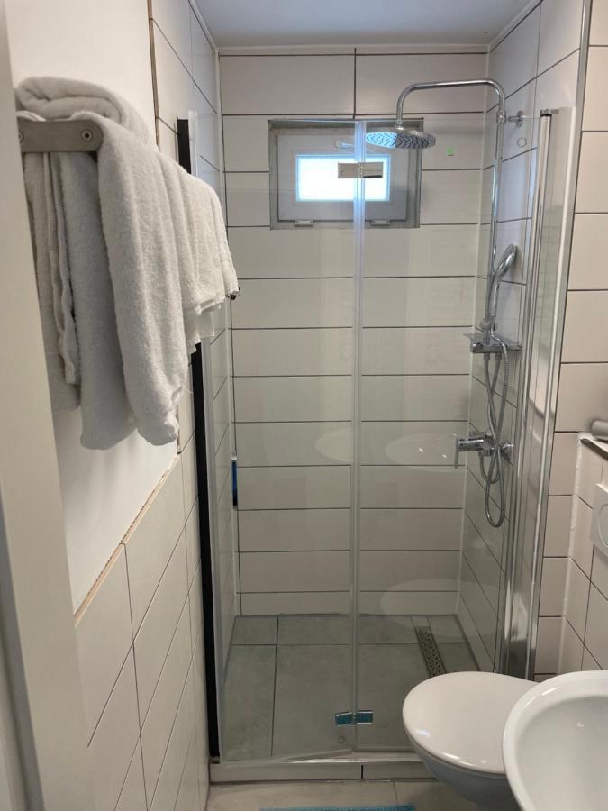 Gaestehaus Uezel フリードリヒスハーフェン エクステリア 写真